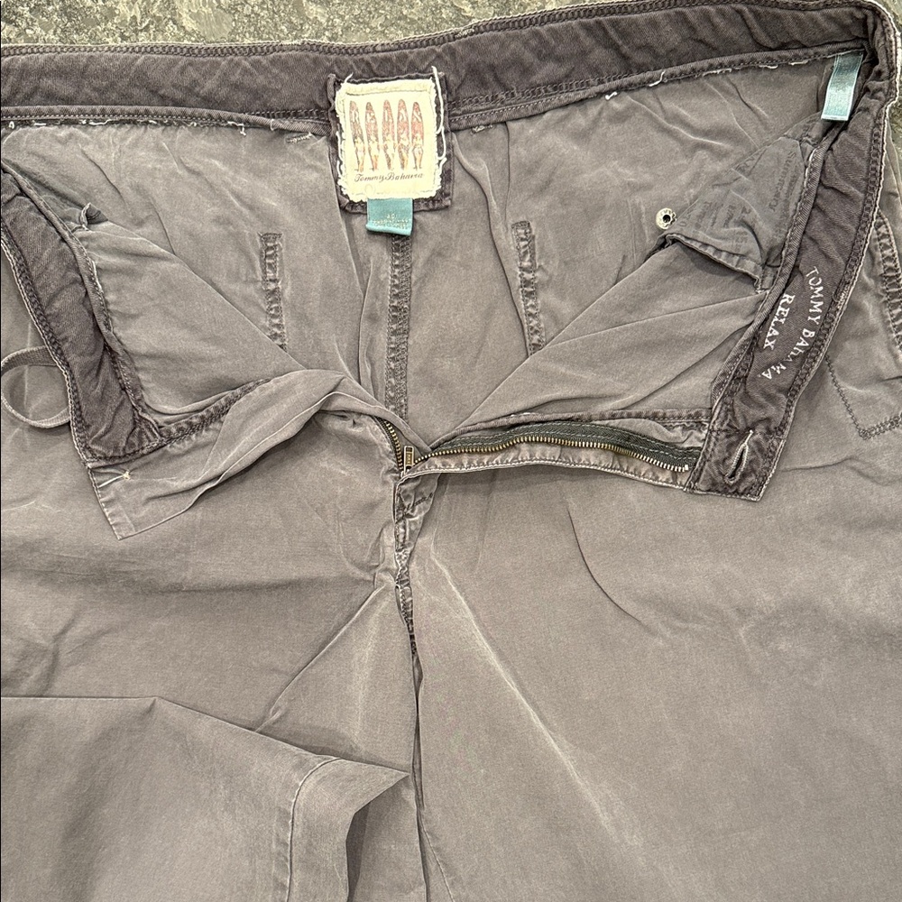 Tommy bahama blue Gray Casual lite weight pants super comfortable size 40
